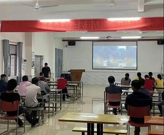 万佳泓不锈钢近期组织企业员工培训