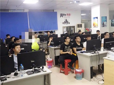 新闻:深圳罗湖区数控机床培训鼎才更贴心